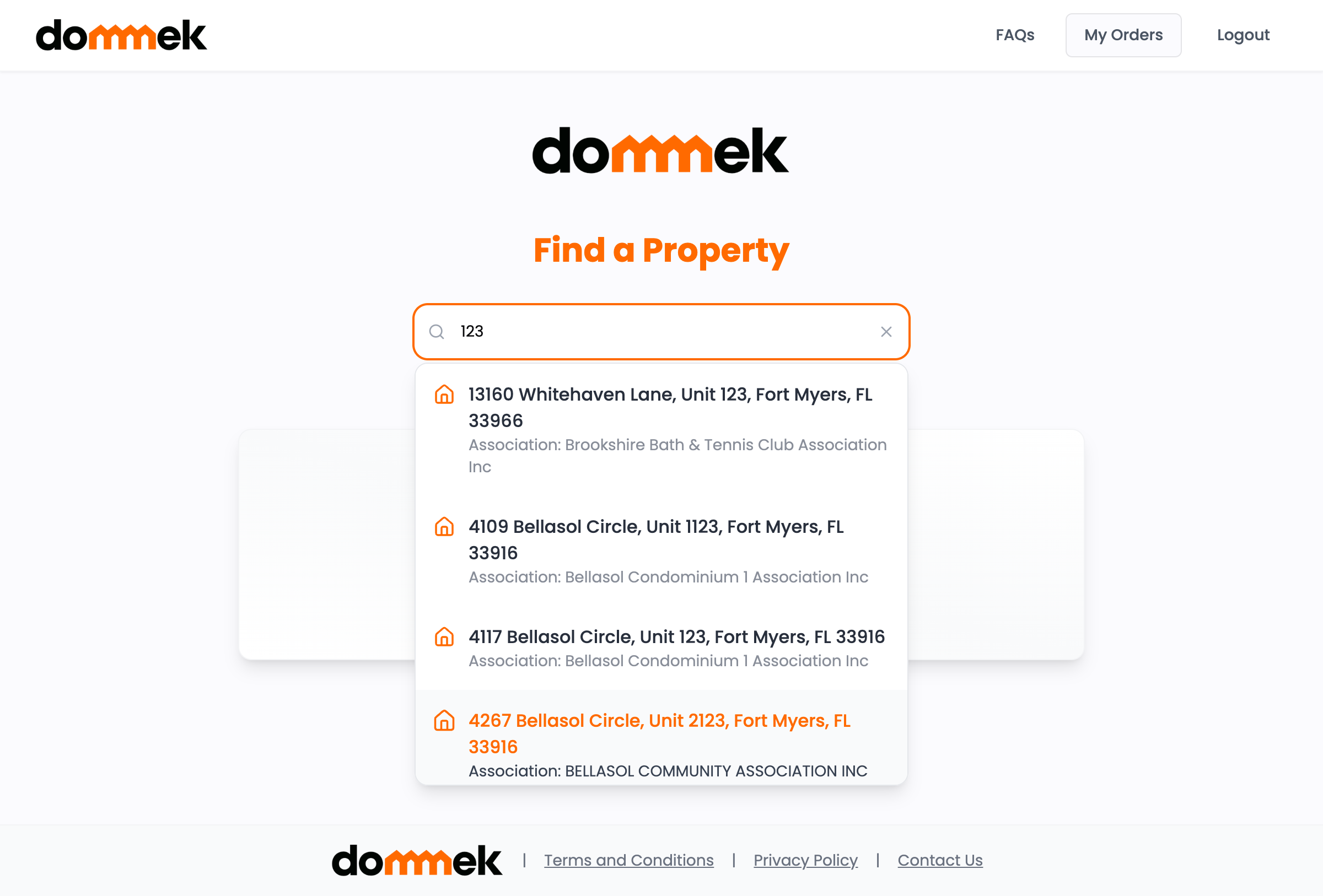 Dommek property search: typing part of an address lists matching units and their associations